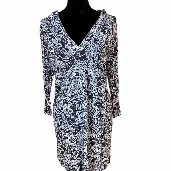 Very Cute Lightweight garment by Marika - Picture 3 of 6